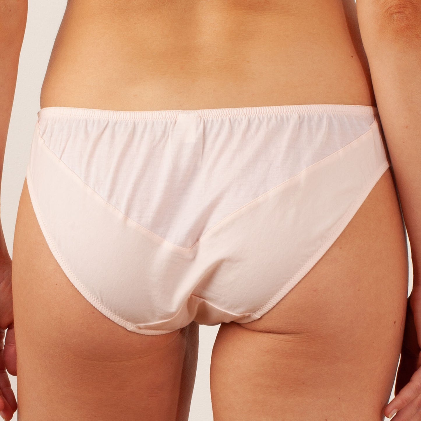ANGLED BRIEF, ORGANIC COTTON JERSEY, SAND, 22-24-143