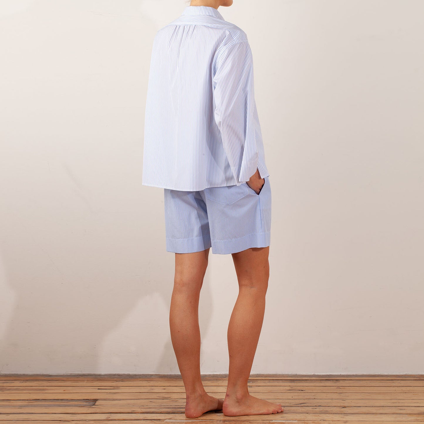 PJ SHORT, STRIPED COTTON POPLIN, WHITE/BLUE STRIPE, 21-23-146